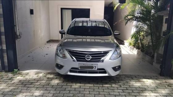 NISSAN VERSA 1.6 16V FLEXSTART SL 4P XTRONIC NISSAN VERSA 1.6 16V FLEXSTART SL 4P XTRONIC